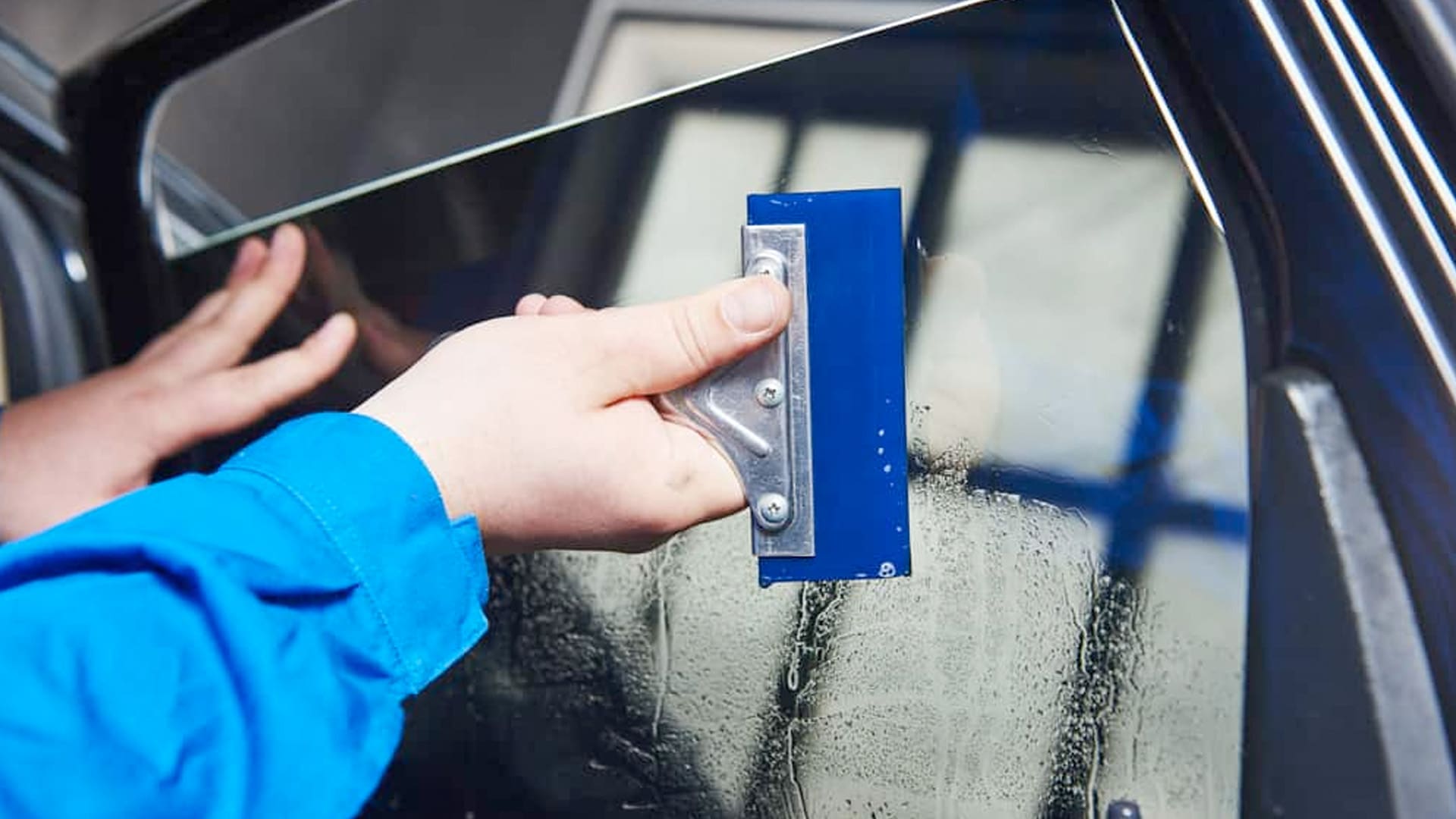 5 Benefits Of Having A Professional Install Car Window Tint