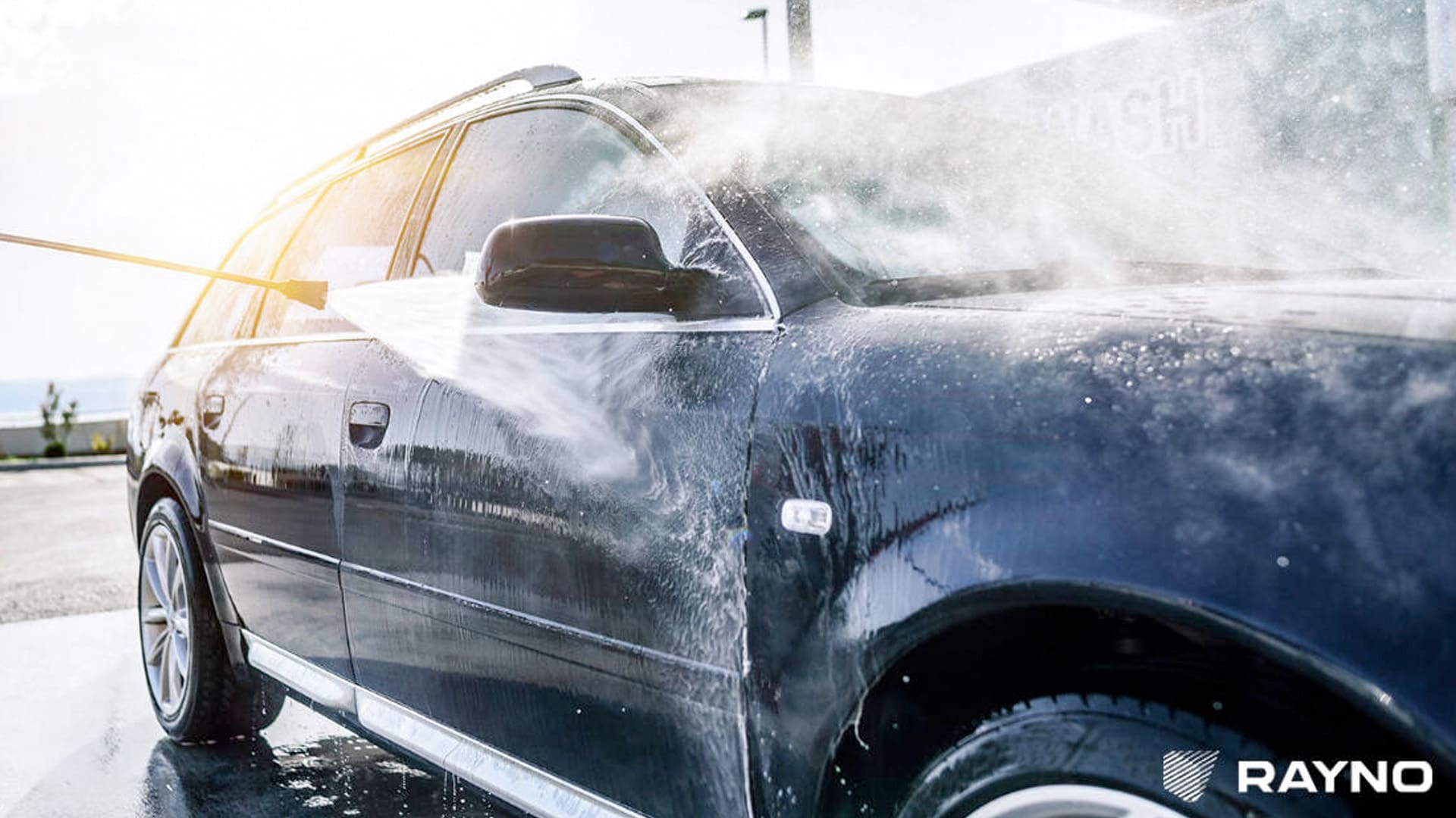 detailing a car exterior